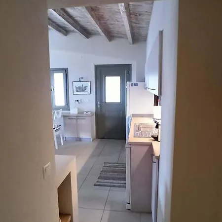 بيت للعطل Eleni Sea Side House Near Town And شاطئ ميغالي أموس