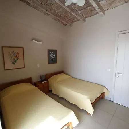 Eleni Sea Side House Near Town And بيت للعطل شاطئ ميغالي أموس