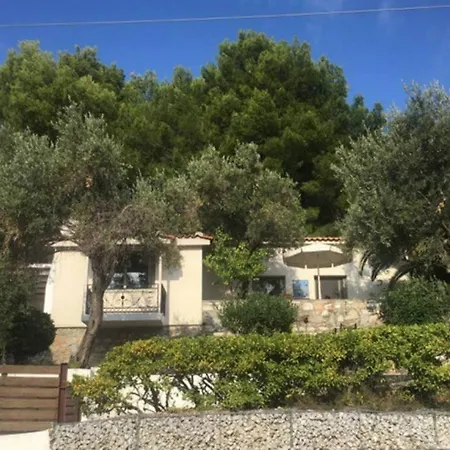 Eleni Sea Side House Near Town And Holiday home *