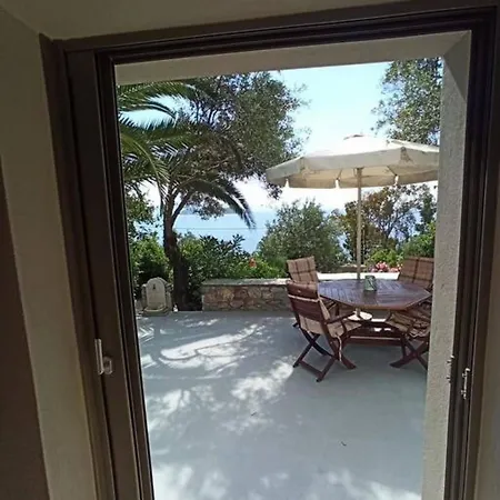 Eleni Sea Side House Near Town And Holiday home